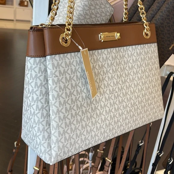 Michael Kors Whitney Medium Signature Logo Tote Bag
Vanilla
NWT - Picture 2 of 16